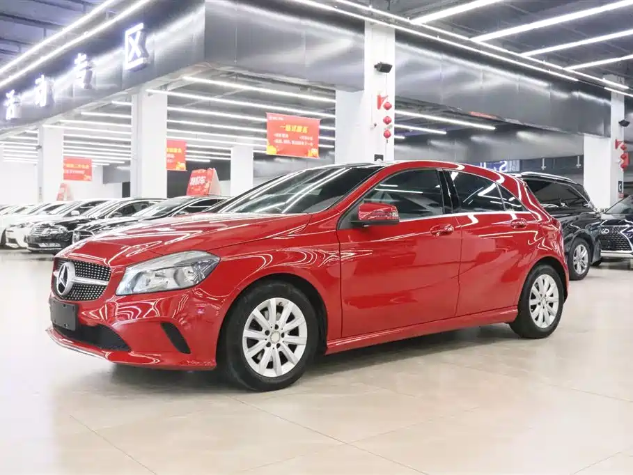 Mercedes-Benz Mercedes-Benz A-Class (Import) 2016 A 180