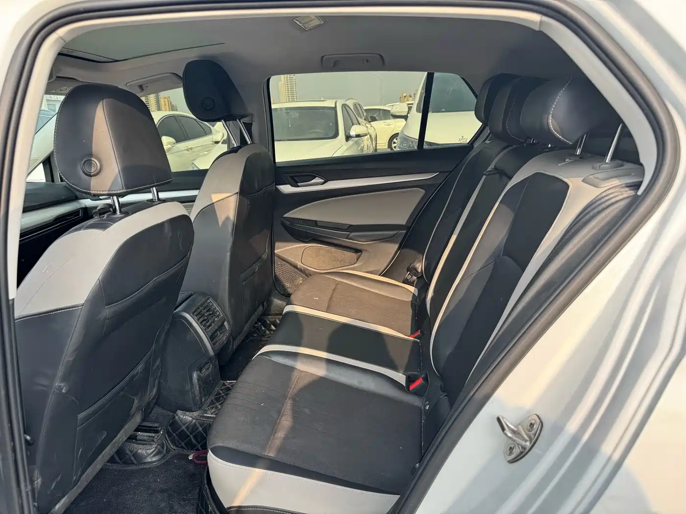 Volkswagen Golf 2021 280TSI DSG 30th Anniversary Edition