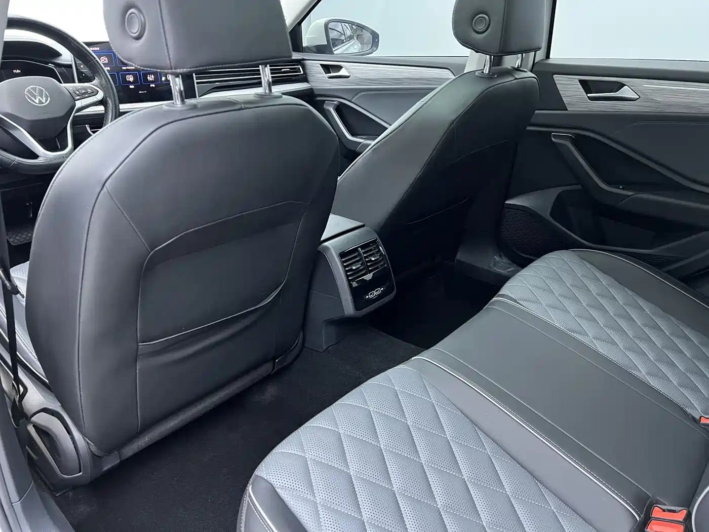 Volkswagen Sagitar 2023 280TSI DSG Beyond Lite