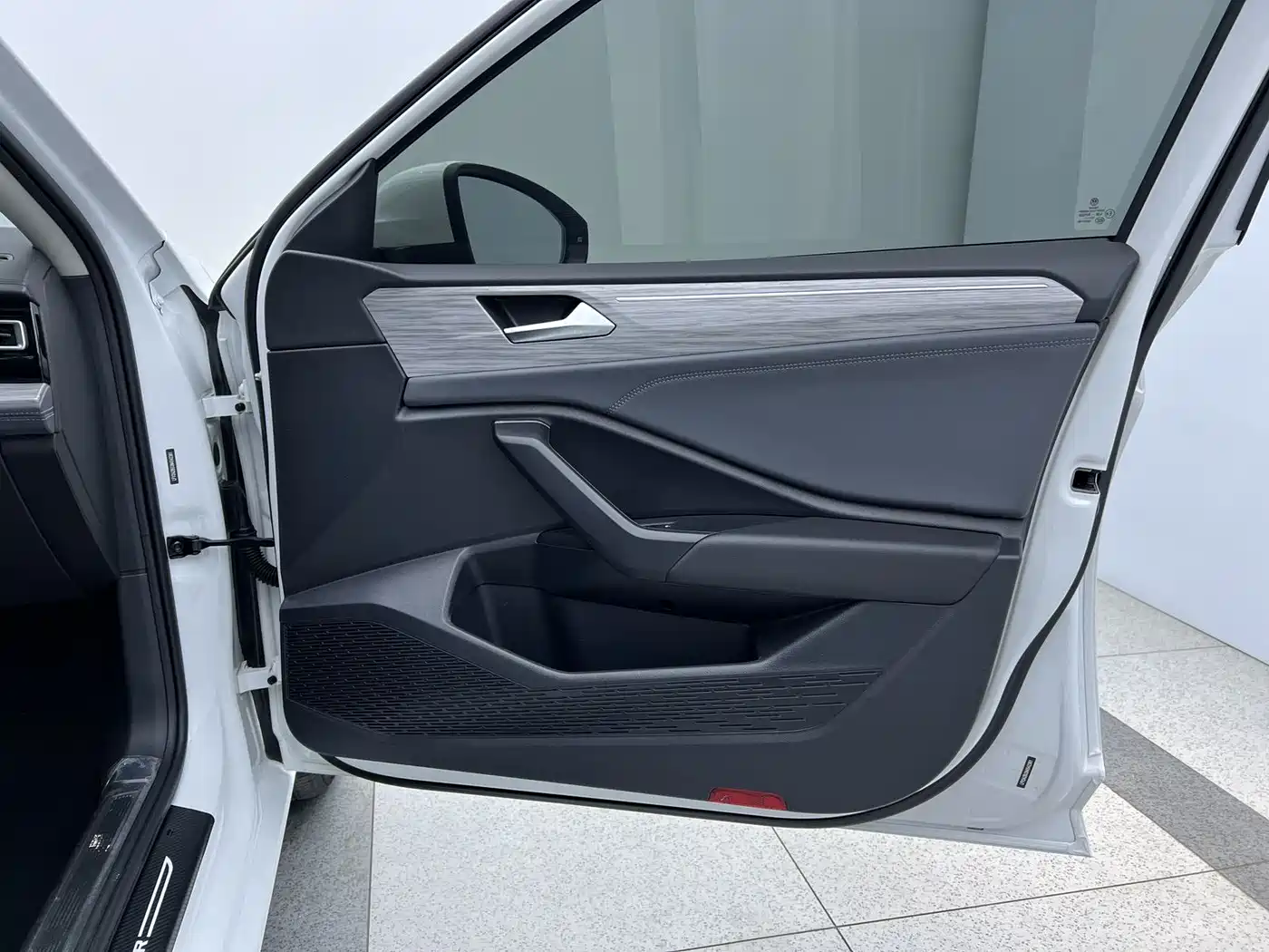 Volkswagen Sagitar 2023 280TSI DSG Beyond Lite