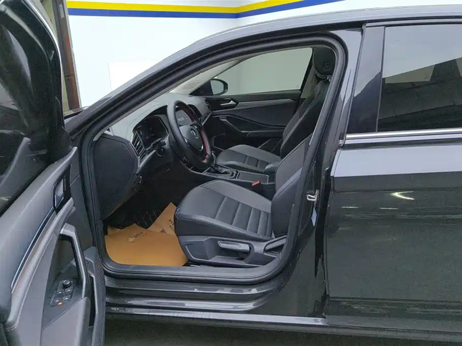 Volkswagen Sagitar 2022 280TSI DSG Soaring Edition