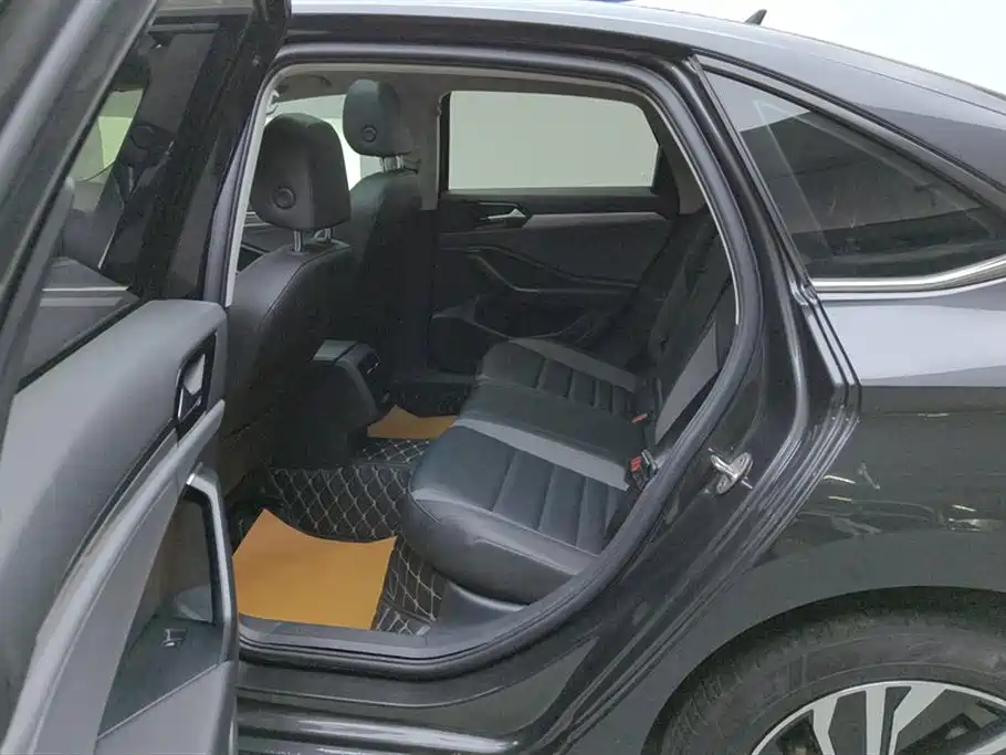 Volkswagen Sagitar 2022 280TSI DSG Soaring Edition