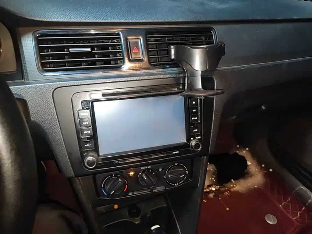 Volkswagen Santana 2015 1.6L Automatic Trend Edition