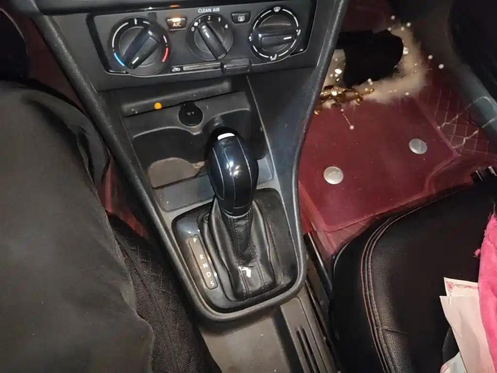 Volkswagen Santana 2015 1.6L Automatic Trend Edition