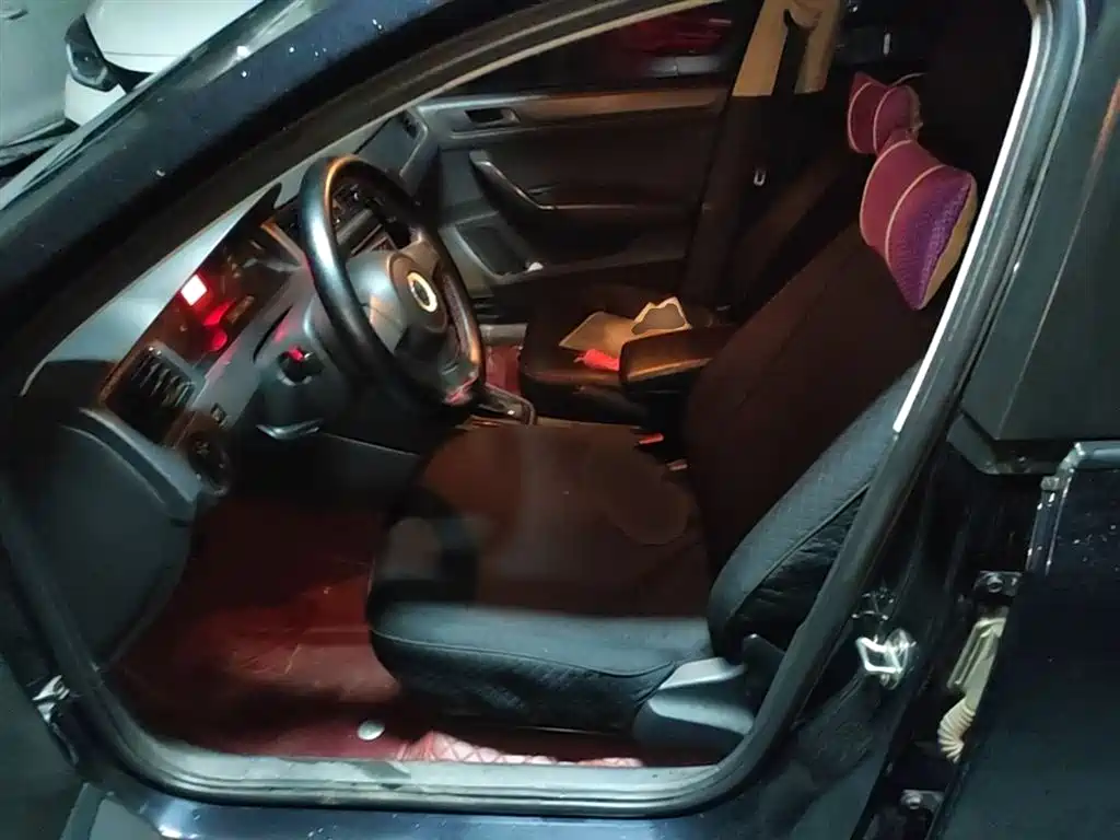 Volkswagen Santana 2015 1.6L Automatic Trend Edition