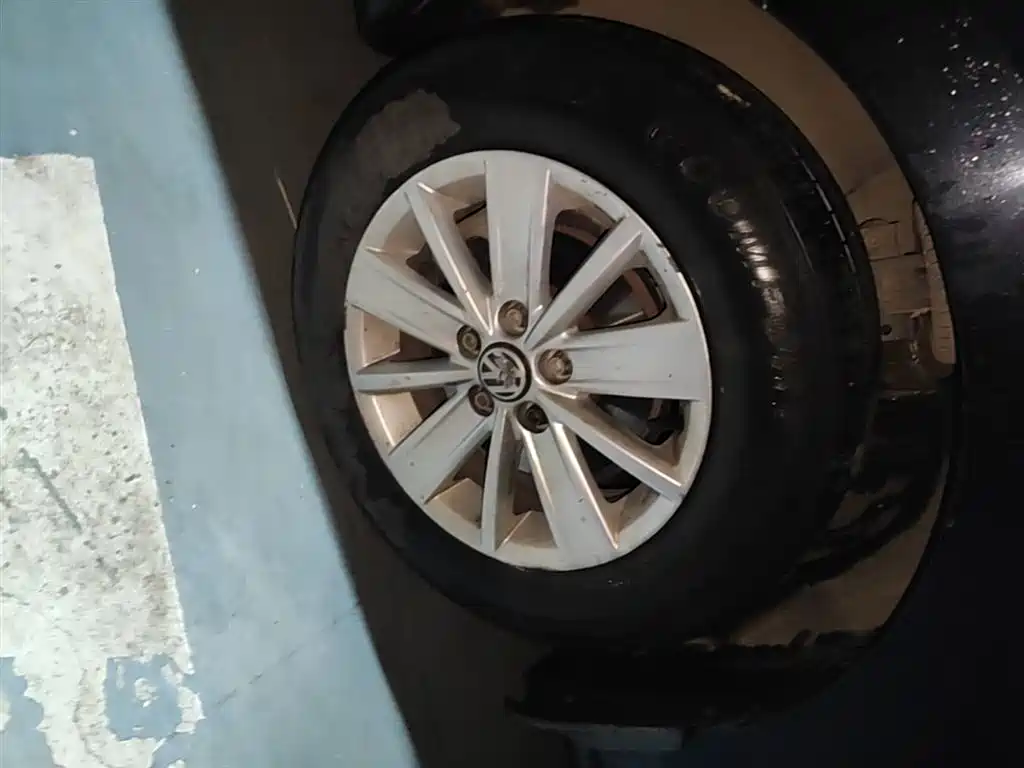 Volkswagen Santana 2015 1.6L Automatic Trend Edition