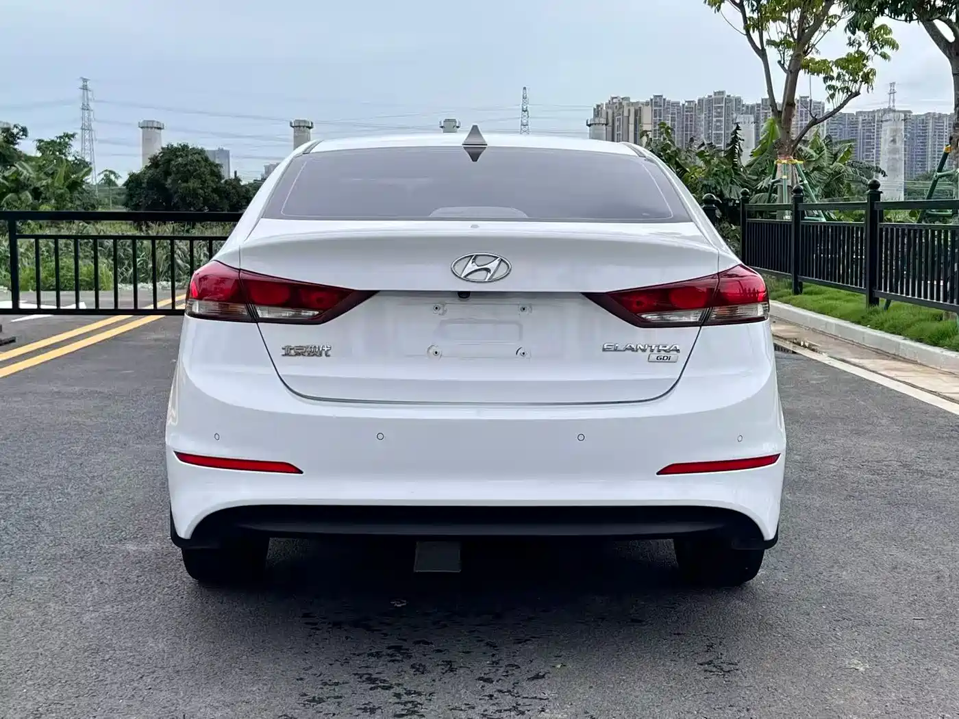 Hyundai Elantra 2016 Model 1.6L Automatic Smart Elite