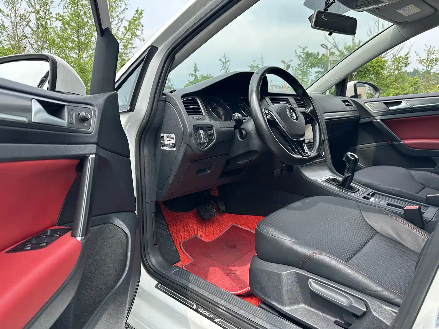 Volkswagen Golf 2016 1.6L Automatic Comfort