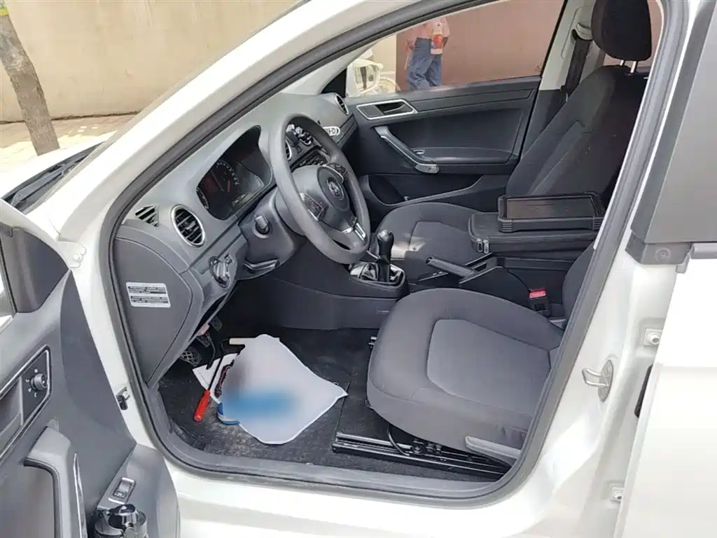 Volkswagen Jetta 2015 Quality Edition 1.4L Manual Fashion