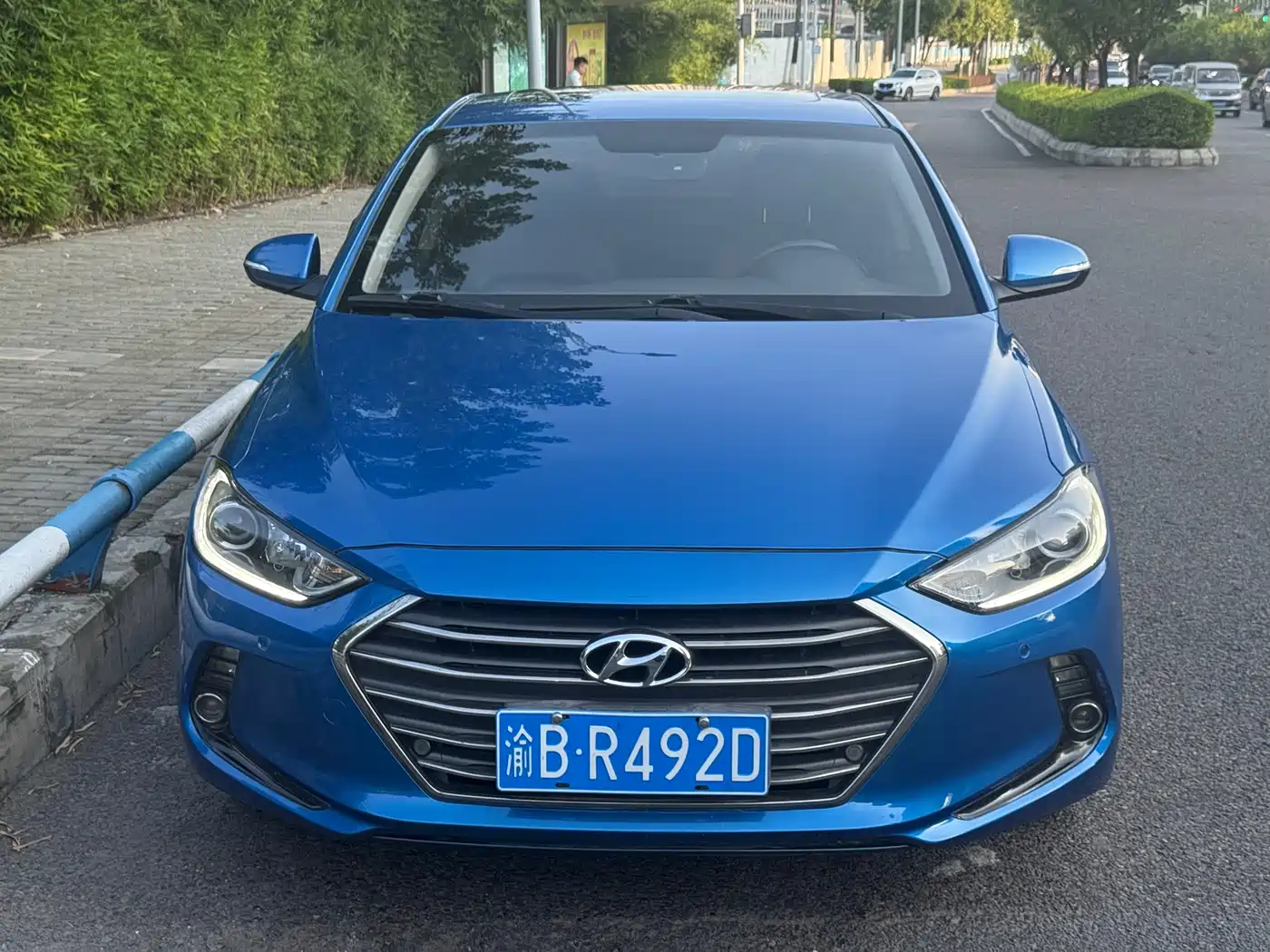 Hyundai Elantra 2016 1.6L Auto Smart·Luxury Edition