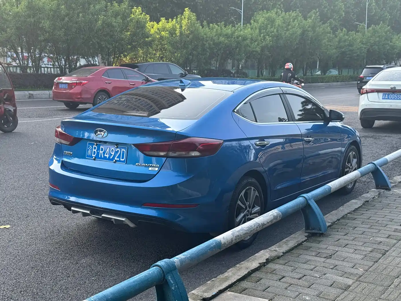 Hyundai Elantra 2016 1.6L Auto Smart·Luxury Edition