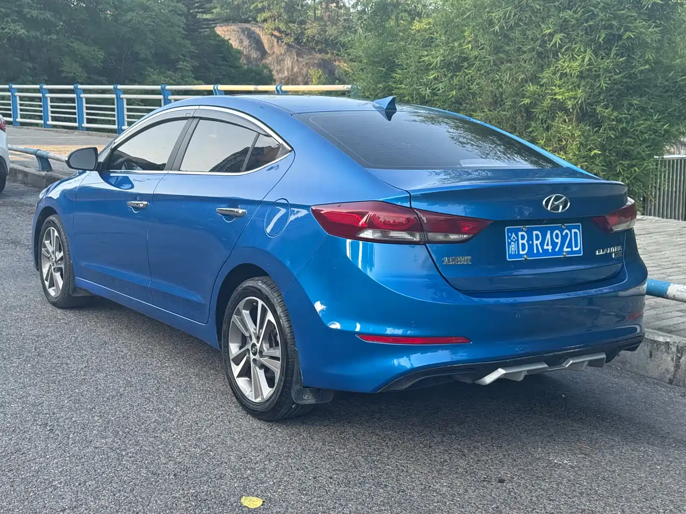 Hyundai Elantra 2016 1.6L Auto Smart·Luxury Edition
