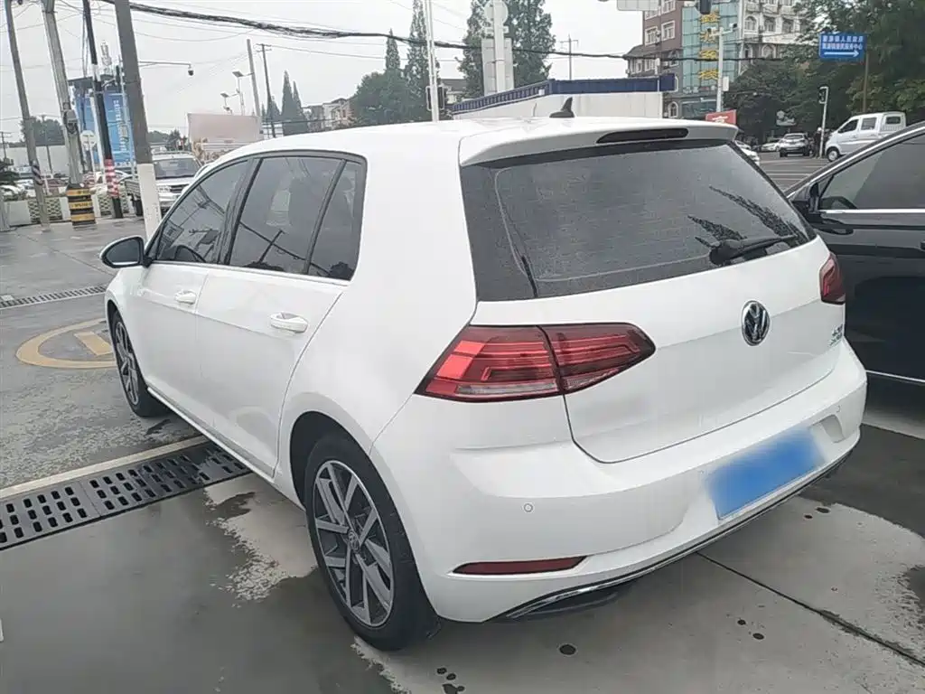 Volkswagen Golf 2020 Beloved Edition 280TSI DSG Comfort