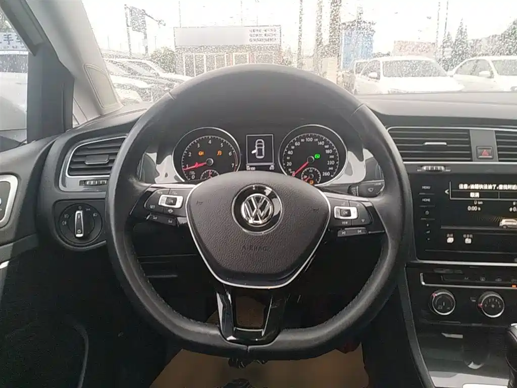 Volkswagen Golf 2020 Beloved Edition 280TSI DSG Comfort