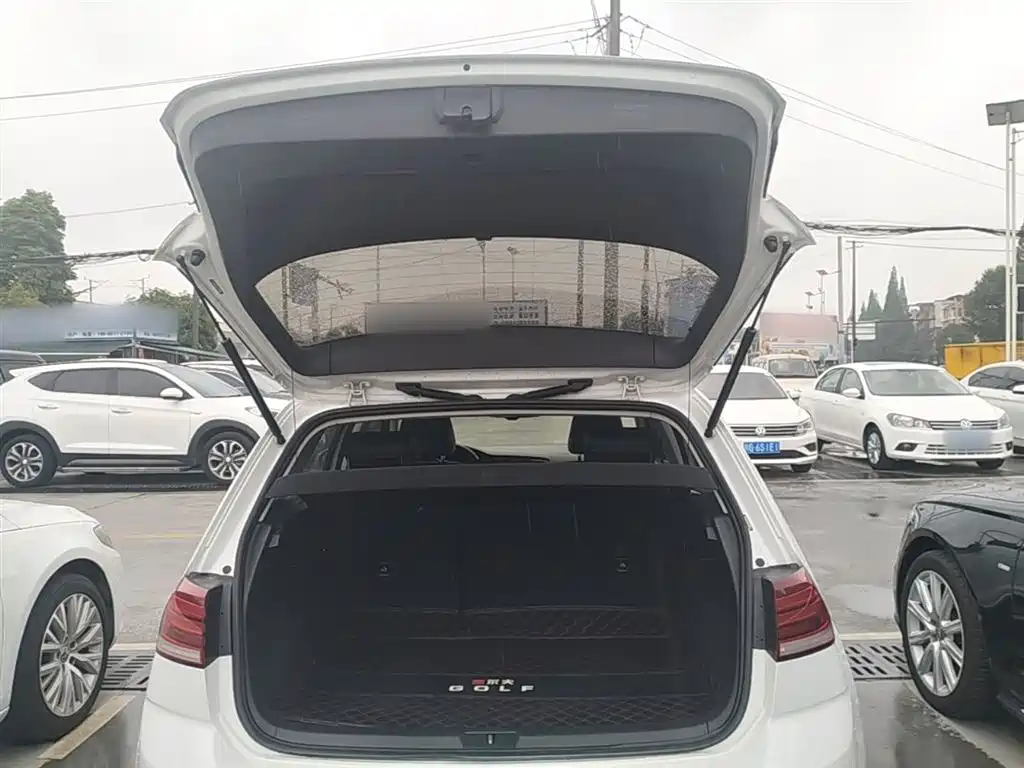 Volkswagen Golf 2020 Beloved Edition 280TSI DSG Comfort