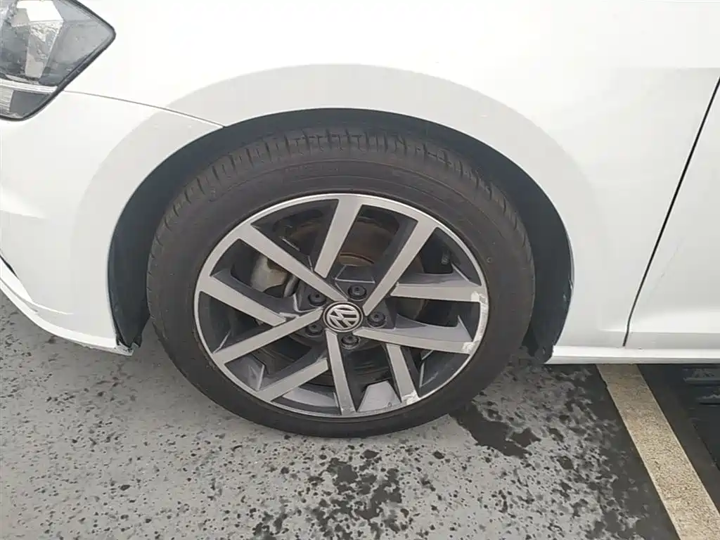 Volkswagen Golf 2020 Beloved Edition 280TSI DSG Comfort