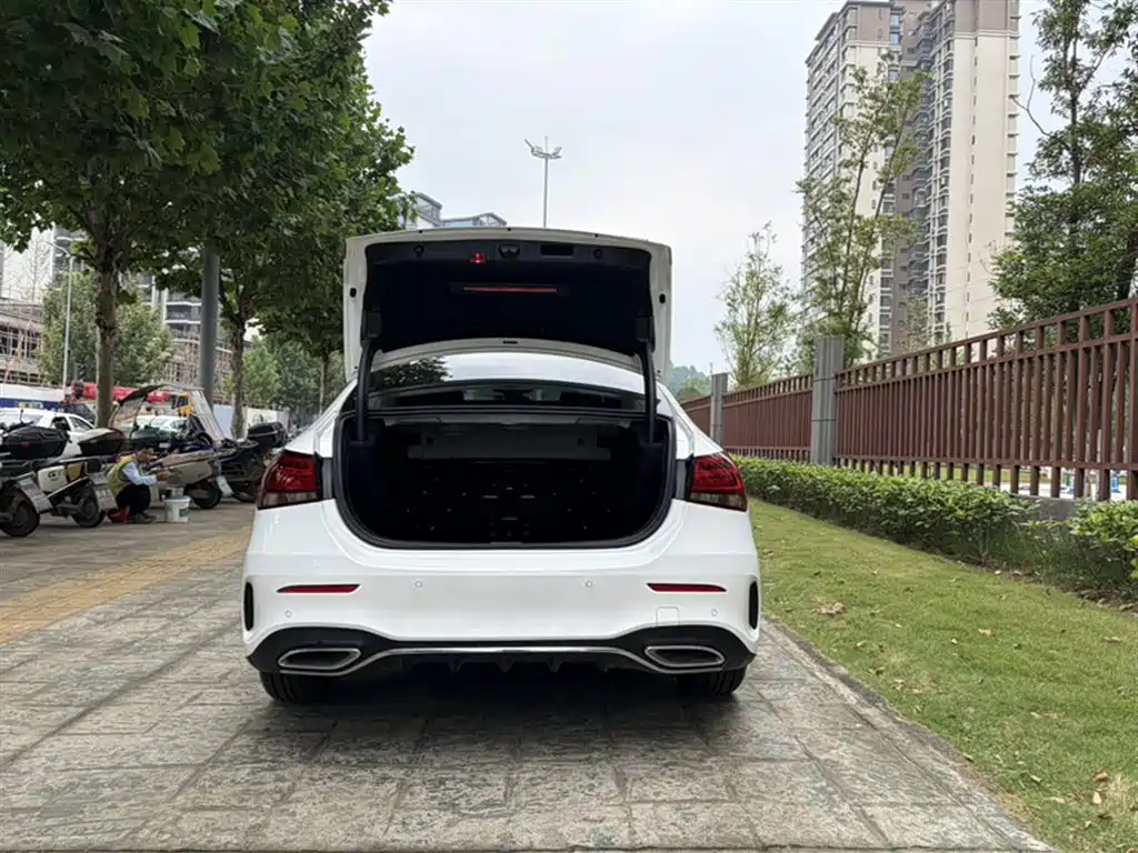 Mercedes-Benz Mercedes-Benz A-Class 2020 Facelift A 180 L Sport Sedan