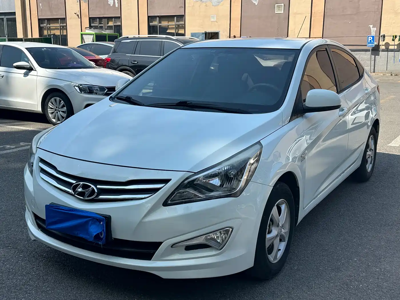 Hyundai Verna 2016 1.4L Manual Smart GLS
