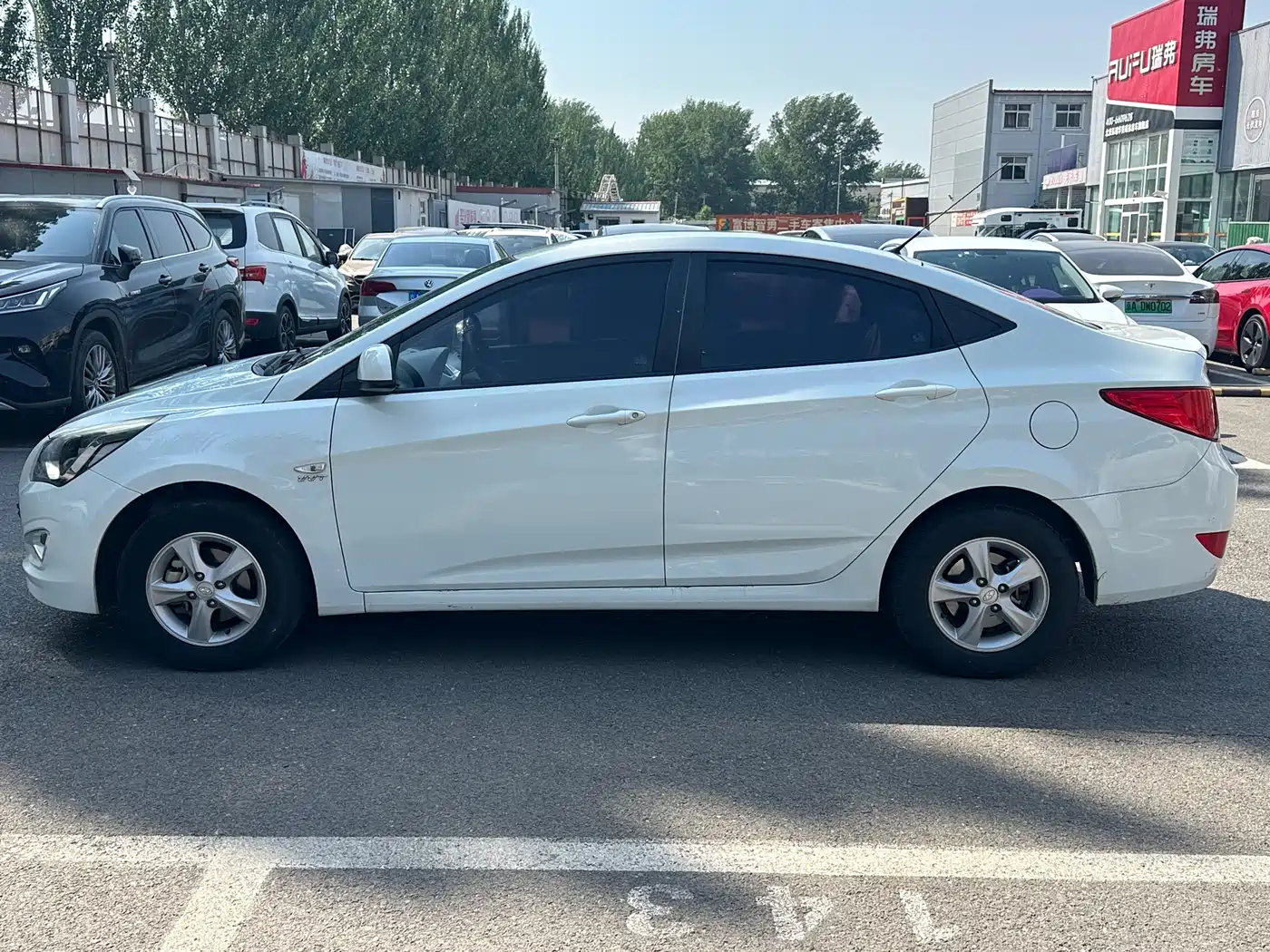 Hyundai Verna 2016 1.4L Manual Smart GLS