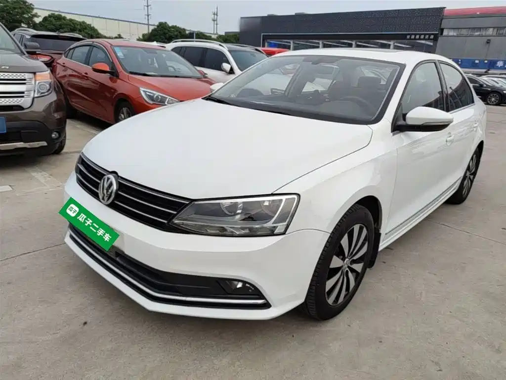 Volkswagen Sagitar 2018 1.6L Automatic Comfort