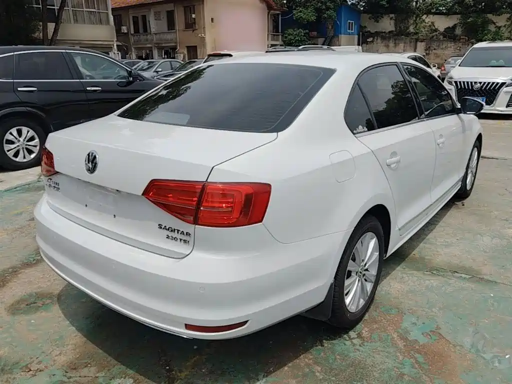 Volkswagen Sagitar 2016 230TSI 25th Anniversary Edition