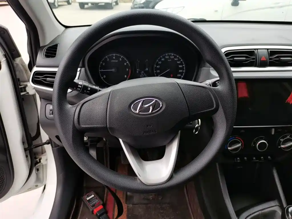 Hyundai Verna 2017 1.4L Manual Renewal China V