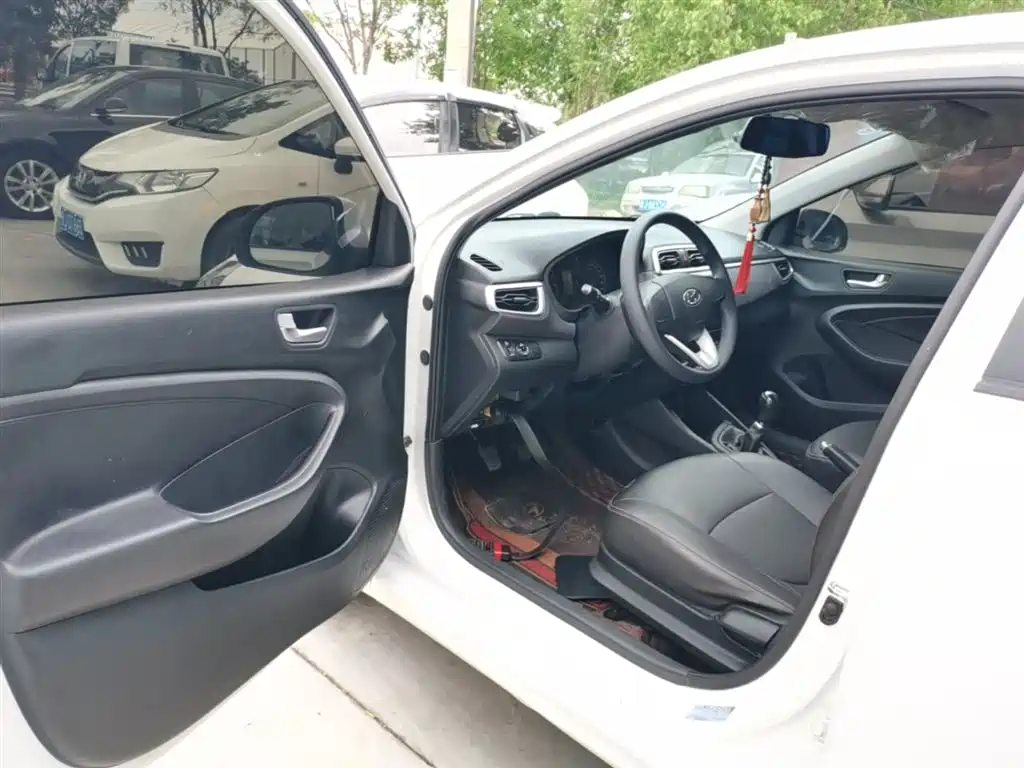 Hyundai Verna 2017 1.4L Manual Renewal China V