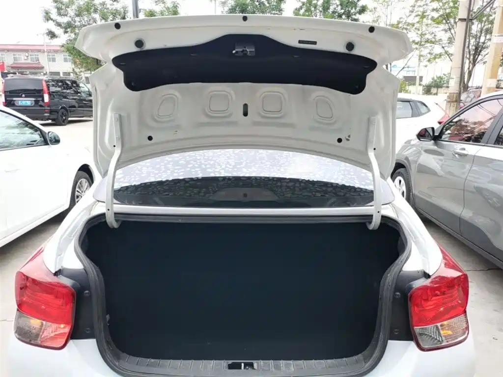 Hyundai Verna 2017 1.4L Manual Renewal China V