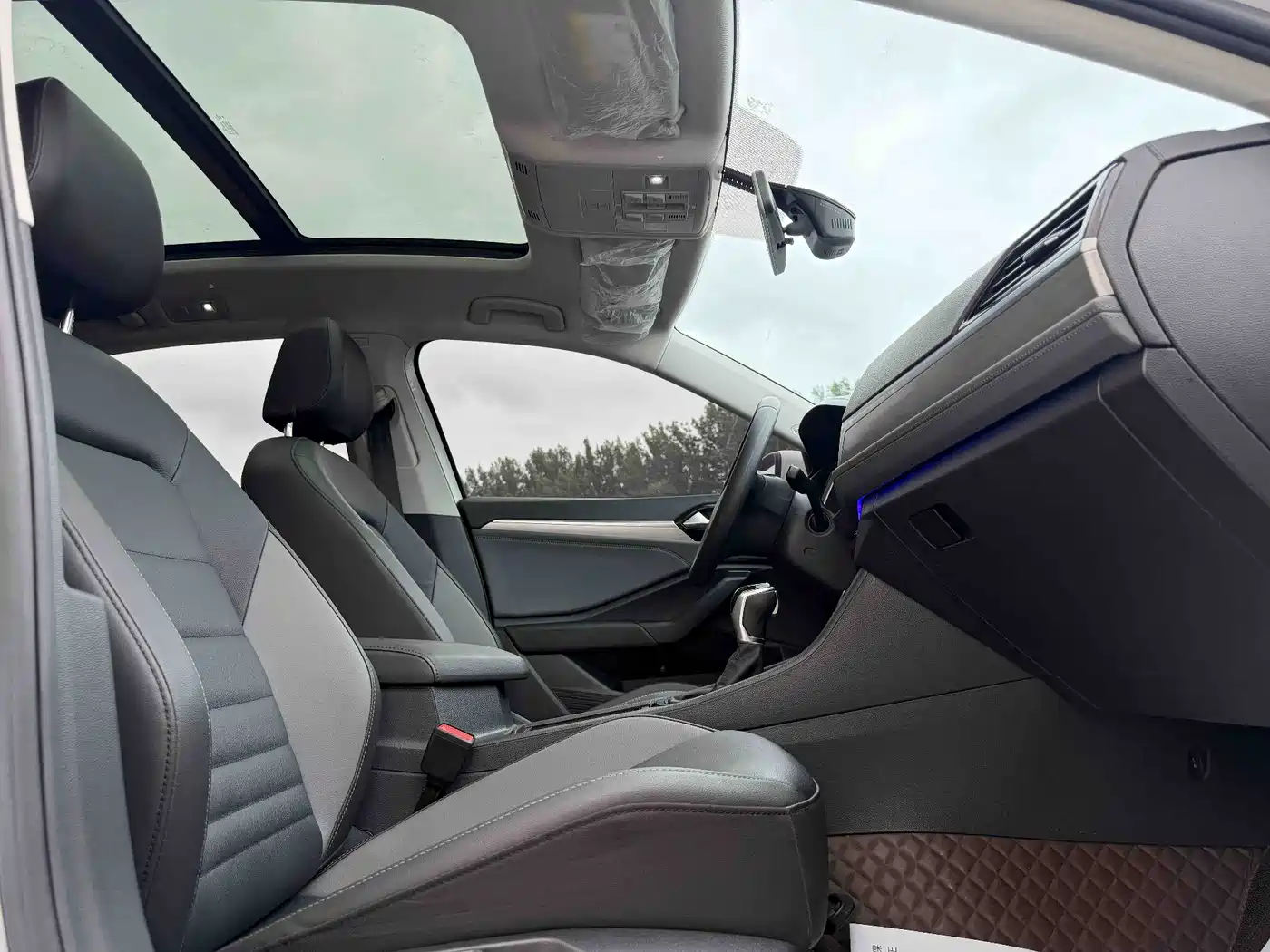 Volkswagen Sagitar 2022 280TSI DSG Surpassing Edition