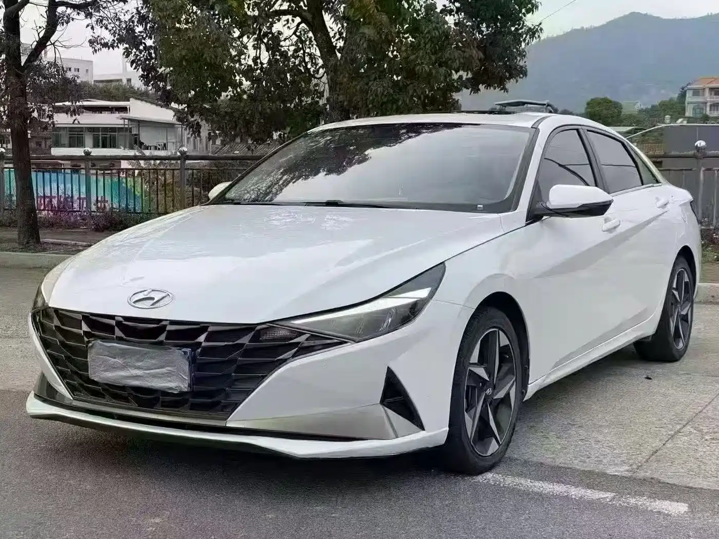Hyundai Elantra 2021 1.5L CVT GLX Elite Edition