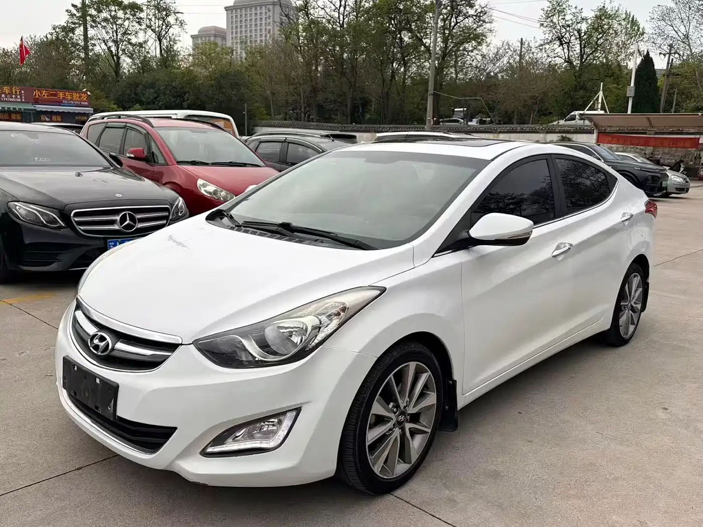 Hyundai Langdong 2015 1.6L Auto Premium