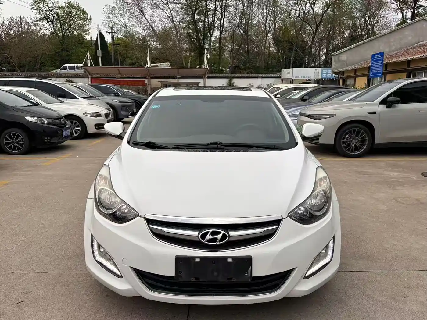 Hyundai Langdong 2015 1.6L Auto Premium