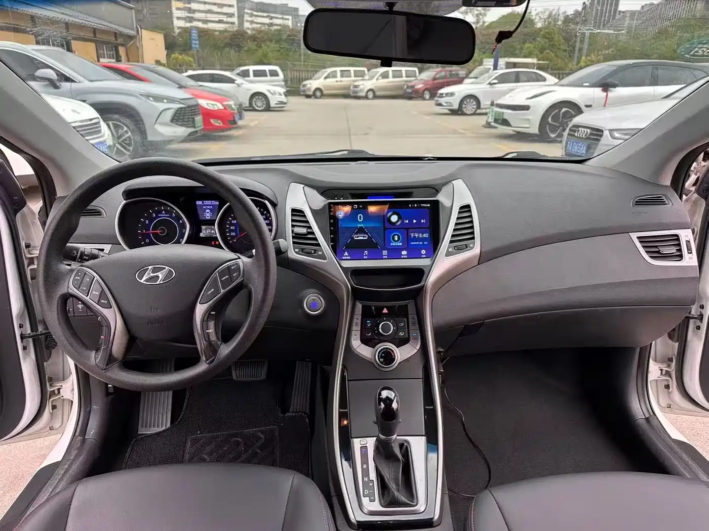 Hyundai Langdong 2015 1.6L Auto Premium