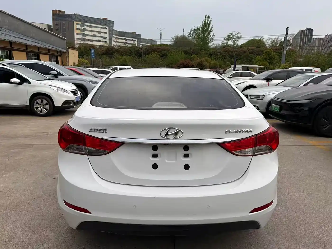 Hyundai Langdong 2015 1.6L Auto Premium
