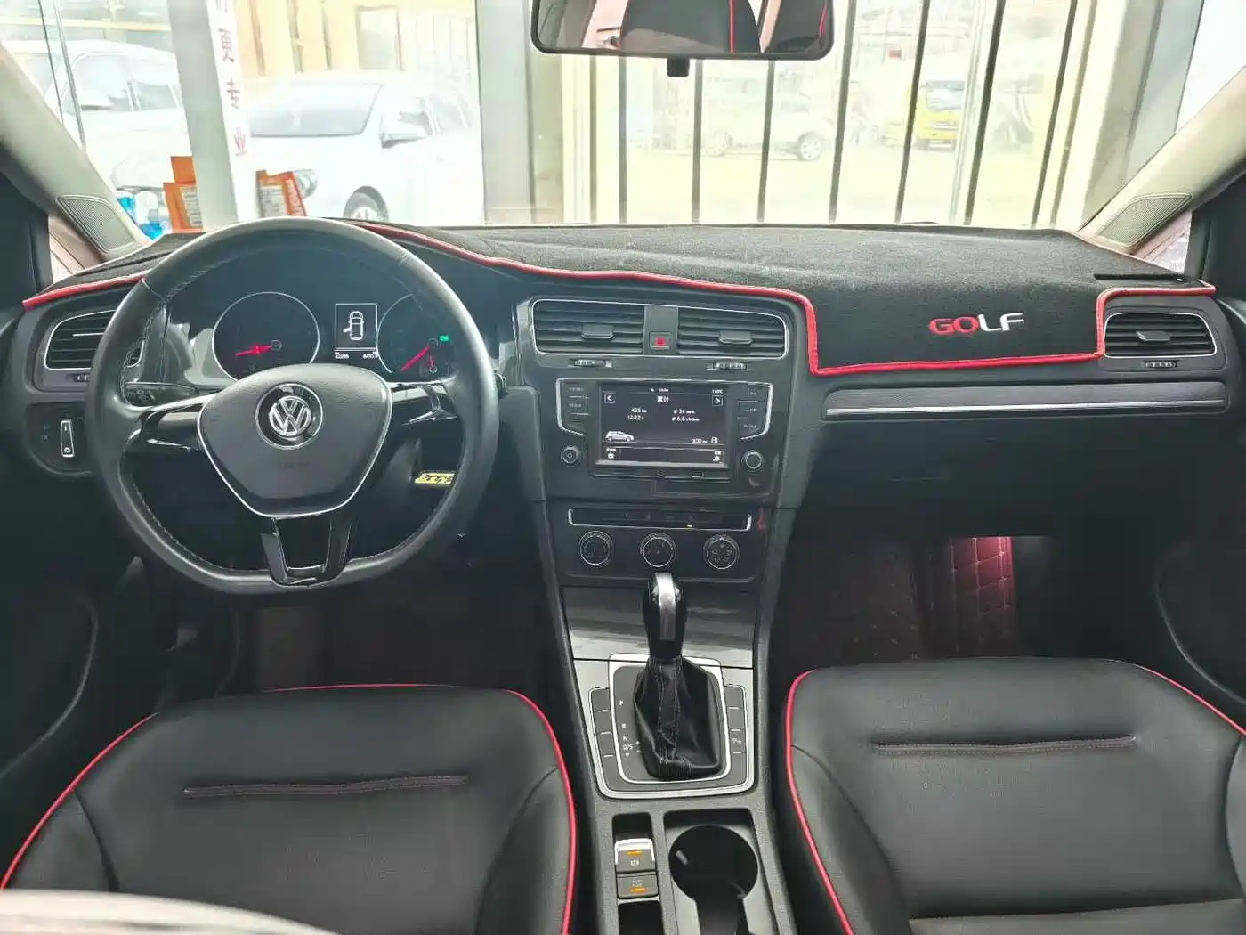 Volkswagen Golf 2016 1.6L Automatic Comfort
