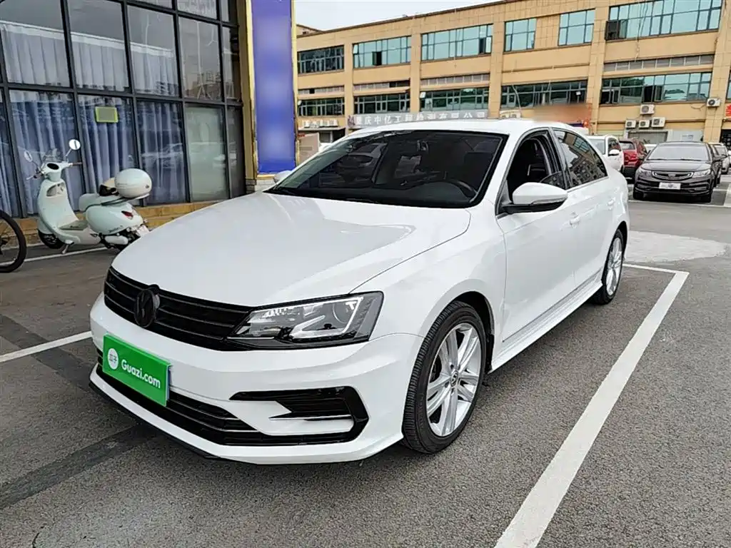 Volkswagen Sagitar 2018 280TSI DSG Spark Edition