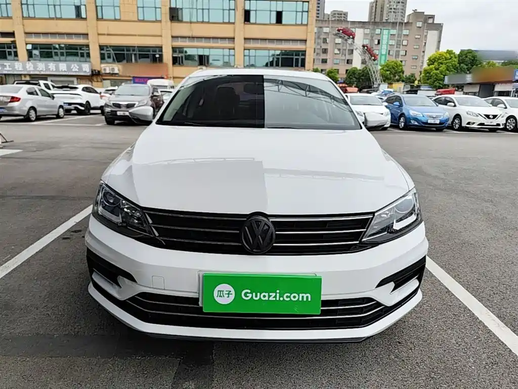 Volkswagen Sagitar 2018 280TSI DSG Spark Edition
