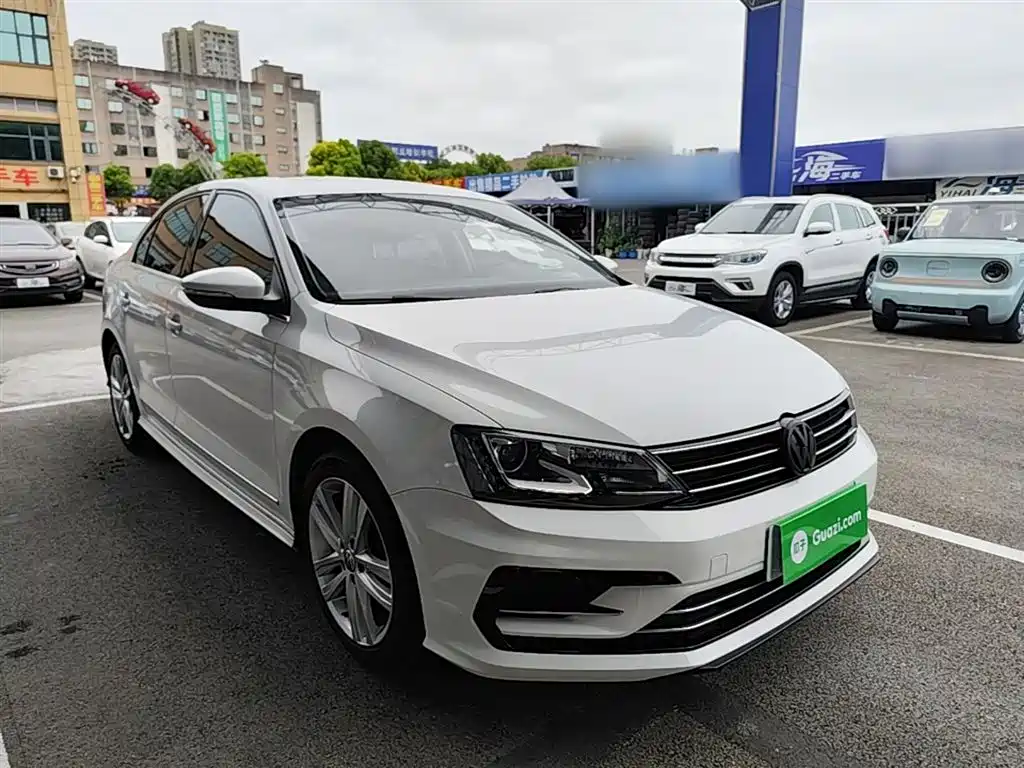 Volkswagen Sagitar 2018 280TSI DSG Spark Edition