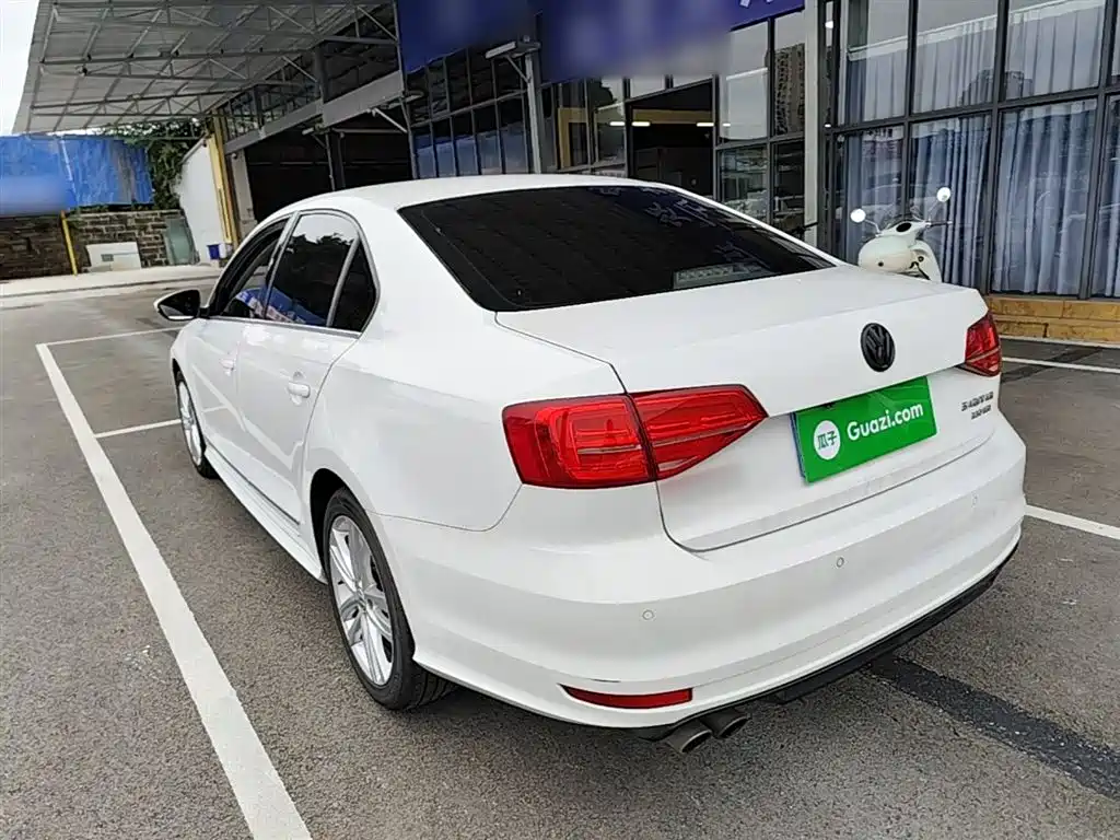 Volkswagen Sagitar 2018 280TSI DSG Spark Edition