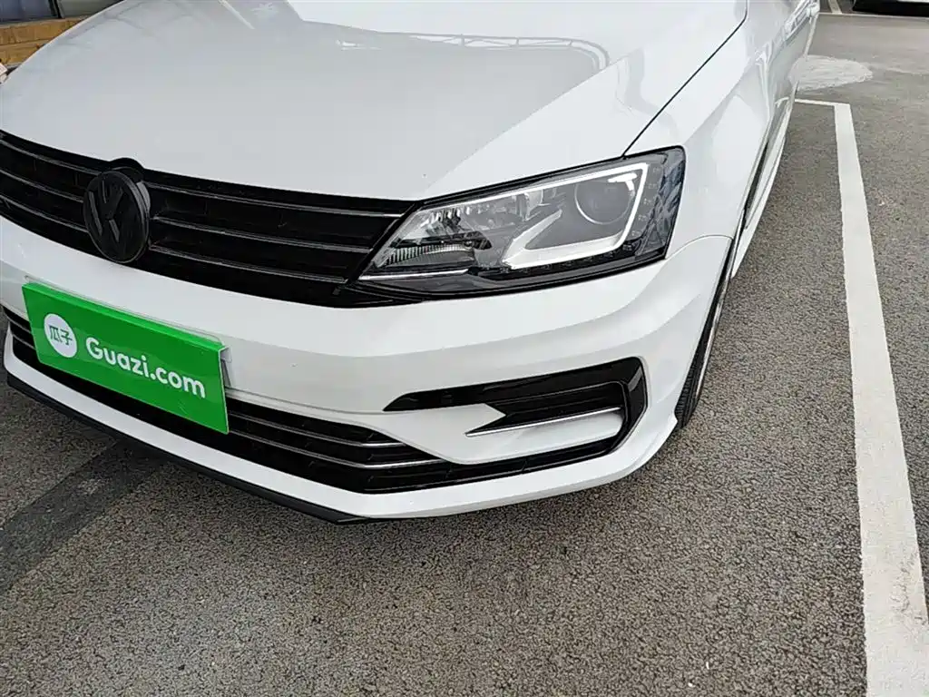 Volkswagen Sagitar 2018 280TSI DSG Spark Edition