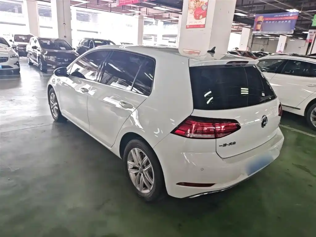 Volkswagen Golf 2019 200TSI DSG Comfort Progressive China VI