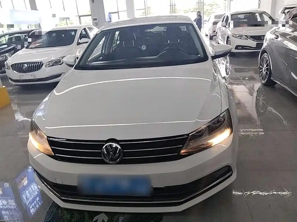 Volkswagen Sagitar 2018 180TSI DSG Premium Edition