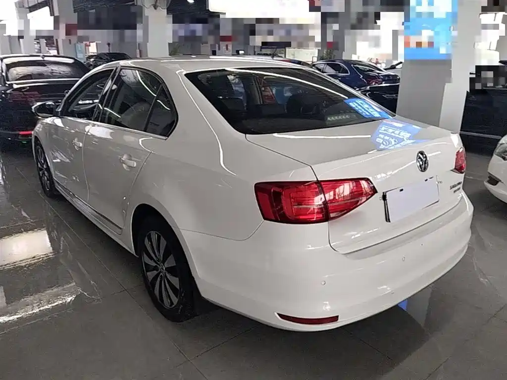 Volkswagen Sagitar 2018 180TSI DSG Premium Edition