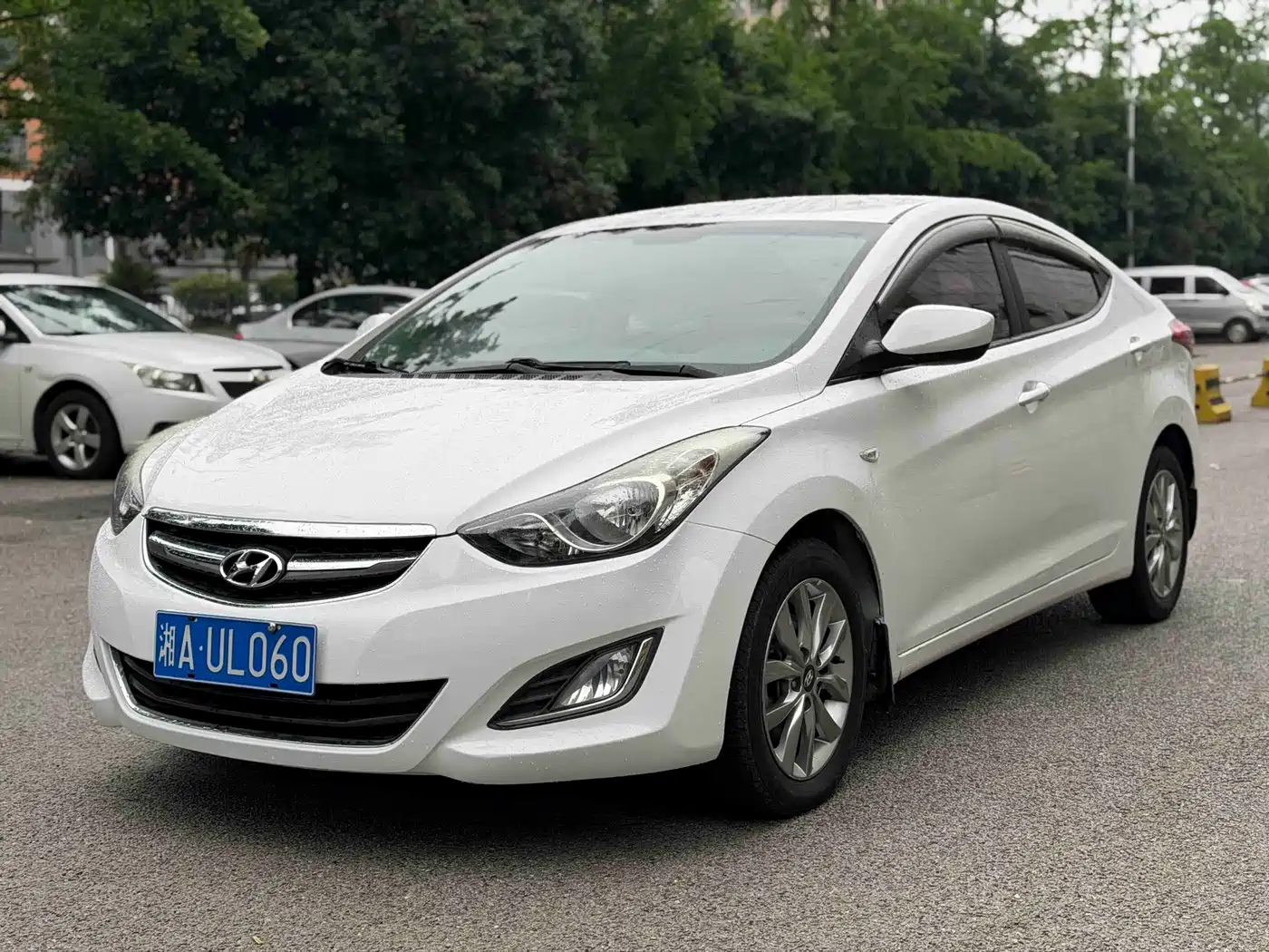 Hyundai Langdong 2015 1.6L Auto Trend