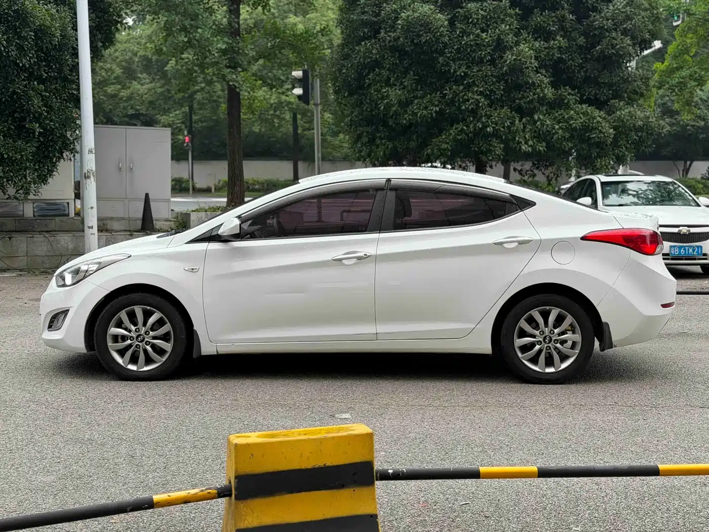 Hyundai Langdong 2015 1.6L Auto Trend