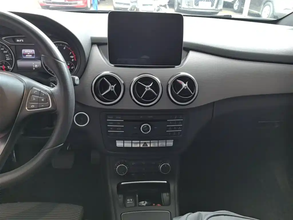 Mercedes-Benz Mercedes-Benz B-Class 2017 B 180