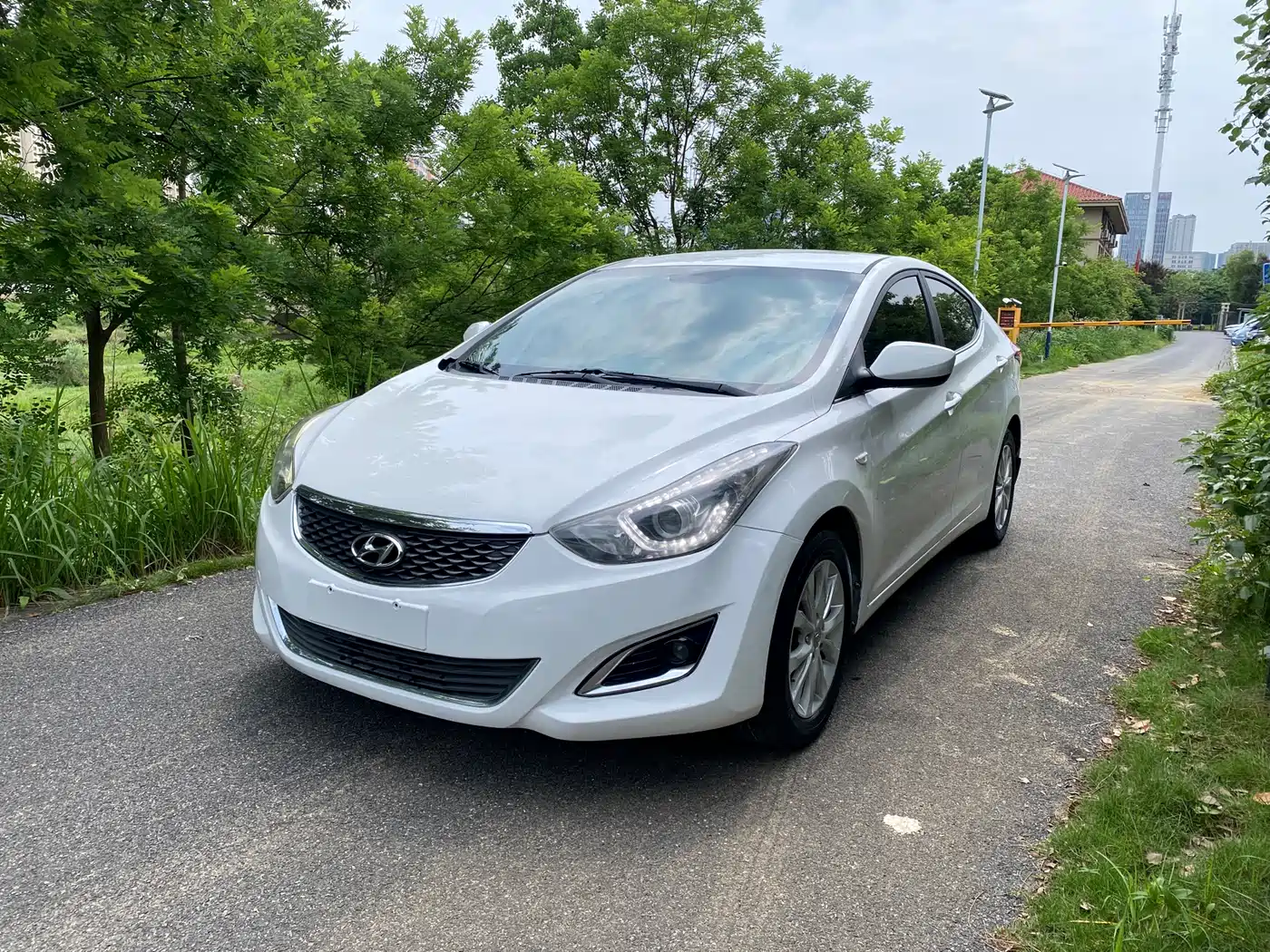 Hyundai Langdong 2016 1.6L Automatic Smart Edition