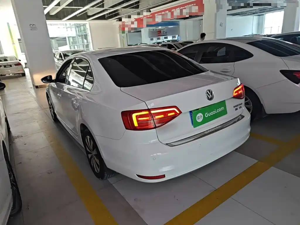 Volkswagen Sagitar 2018 1.6L Automatic Comfort