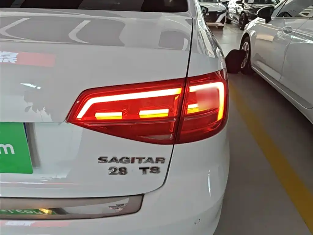 Volkswagen Sagitar 2018 1.6L Automatic Comfort