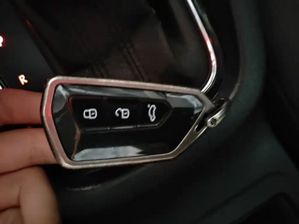 Volkswagen Sagitar 2018 1.6L Automatic Comfort